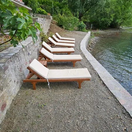 Apartamento Koman_lakeview_apartments Shkodër